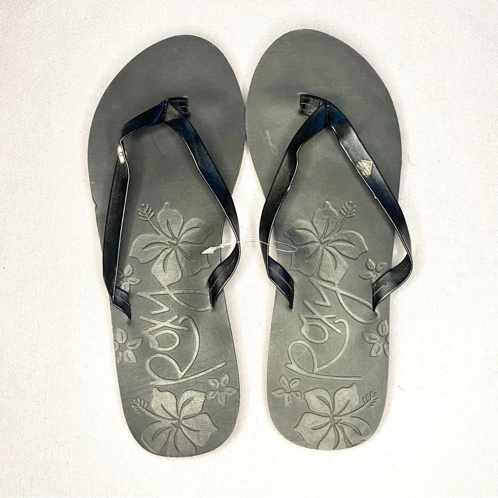 NWOT Roxy women’s sandals size 7